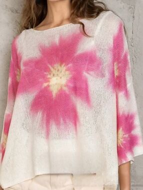 NWOT POL PINK FLOWER SEMI-SHEER TOP - size M